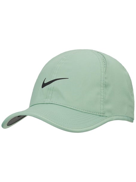 Nike Mens Featherlight Hat