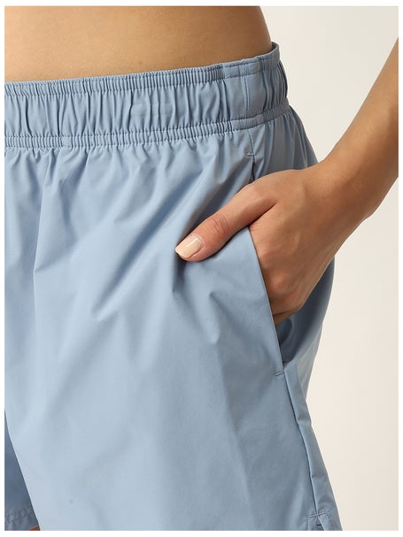 ON Womens 3 Core Shorts Chambray
