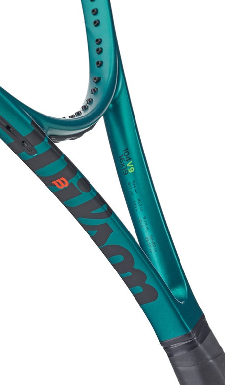 Wilson Blade 104 v9 Racquet