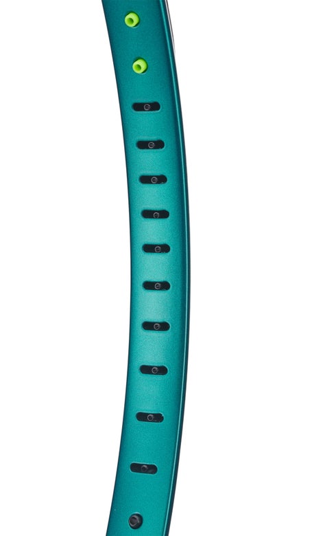 Wilson Blade 104 v9 Racquet